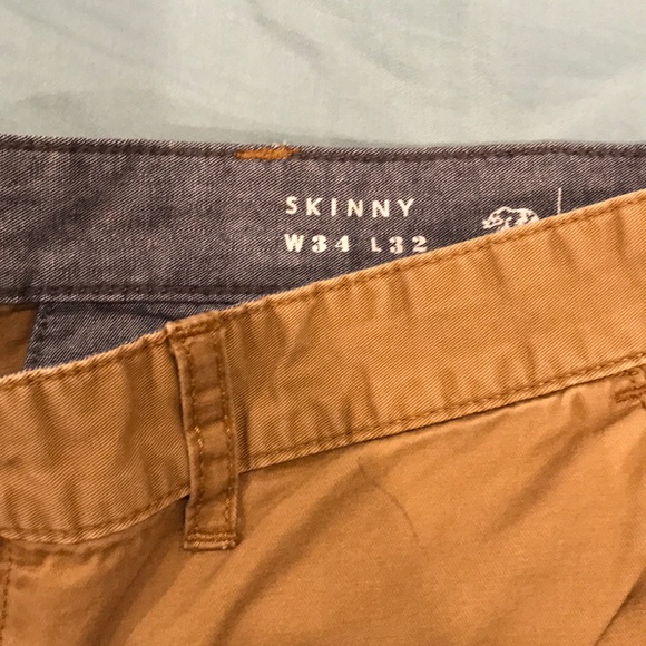 4 Pairs of Bullhead Chino Pants - Picture 6 of 6